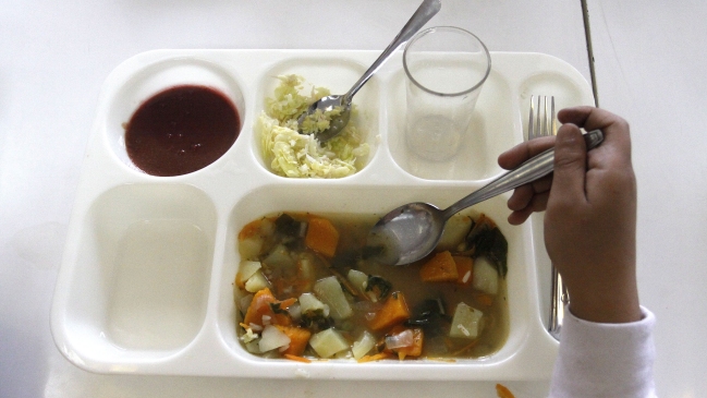 Precios de alimentos caen por tercer año en 2014, según la FAO