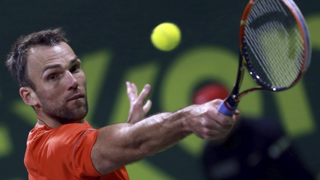Ivo Karlovic sorprendió a Novak Djokovic y lo eliminó en Doha