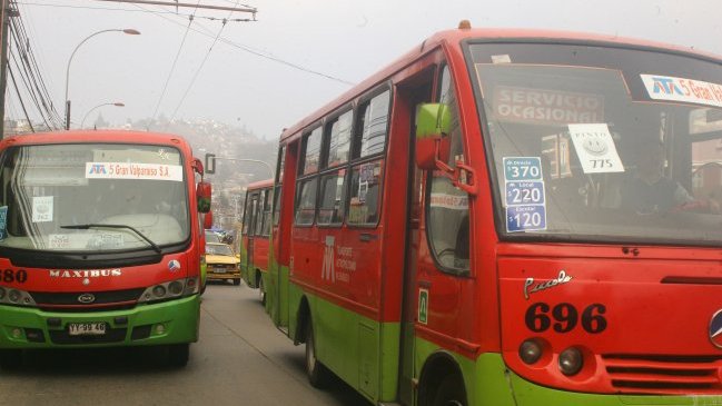 Transportistas de Valparaíso anuncian paralización por uso de la TNE en verano
