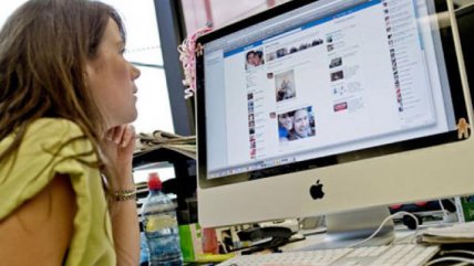 ¿Cómo afectan las TICs la productividad en el trabajo?  