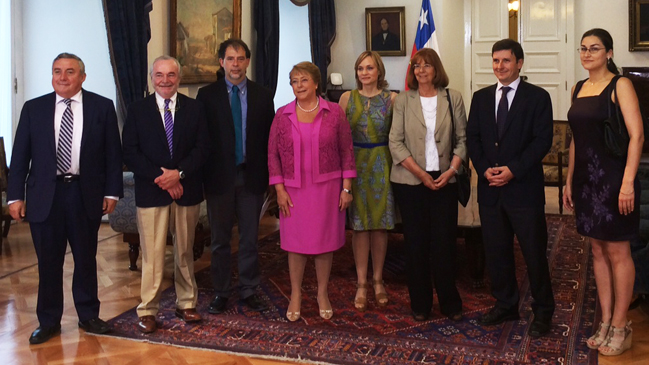 Presidenta Bachelet recibió a responsables del Congreso del Futuro