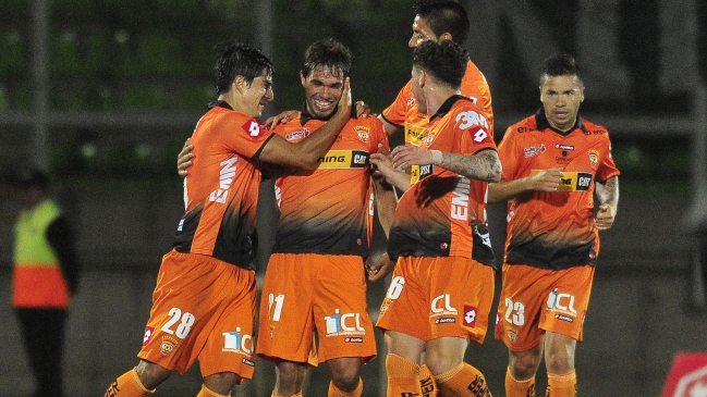 Cobreloa venció a Santiago Wanderers y quedó como puntero