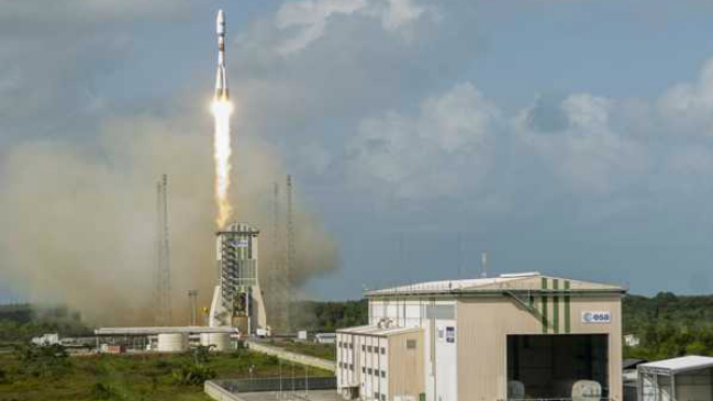 Rusia pierde contacto con satélite científico Relek