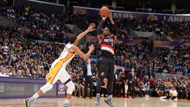 Portland sumó una nueva victoria a costa de los malogrados Lakers