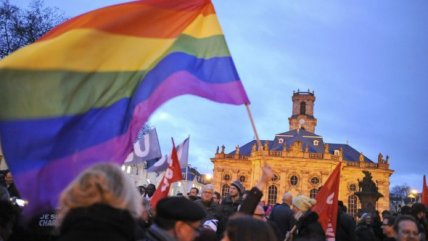   Miles de alemanes salieron a la calle contra el movimiento islamófobo Pegida 