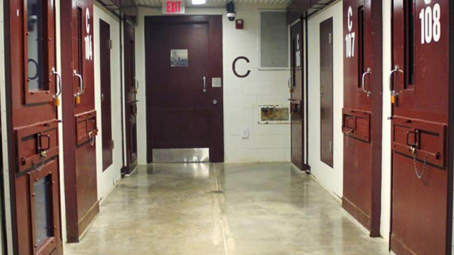 El conflicto entre Universal y la música en las cárceles