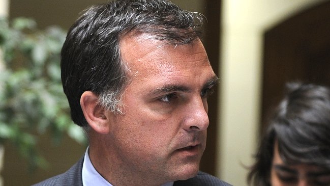 Directora de Ciper: Timonel UDI tiene acciones en Penta que no declaró