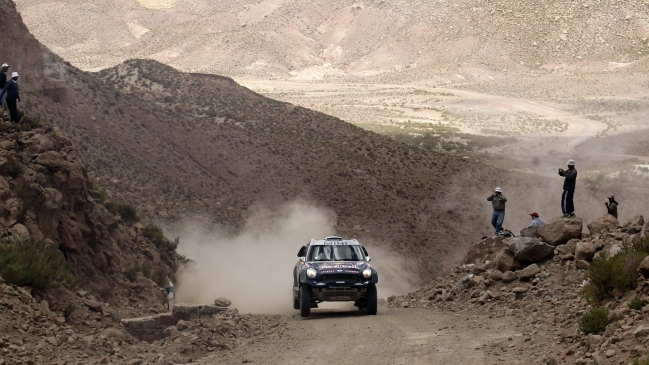 Nasser Al-Attiyah quedó a un paso de su segundo Dakar en autos