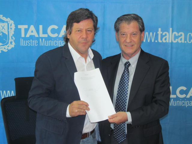 Lorenzini ingresó proyecto para declarar feriado el 12 de febrero en Talca