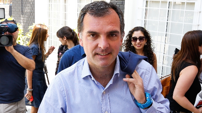 UDI valoró propuesta de partido único en la derecha pero analiza federación