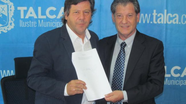 Lorenzini ingresó proyecto para declarar feriado el 12 de febrero en Talca
