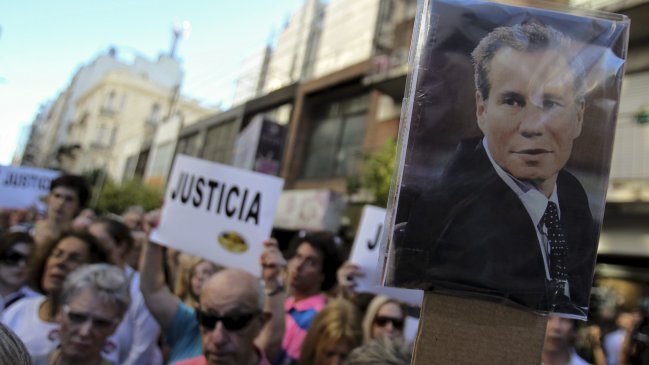 Justicia prohibió salir de Argentina al colaborador que entregó el arma a Nisman