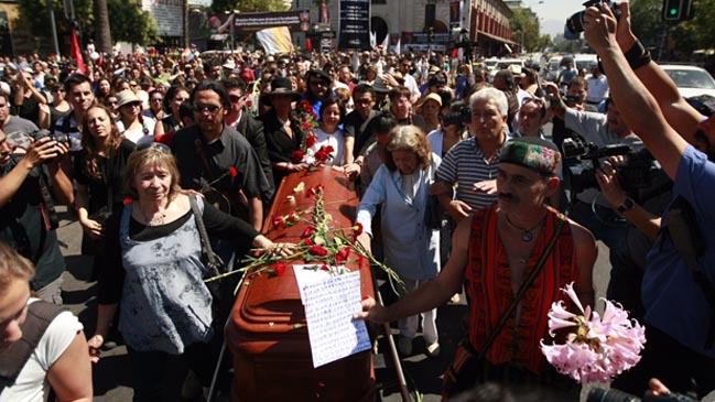 El masivo último adiós de Pedro Lemebel