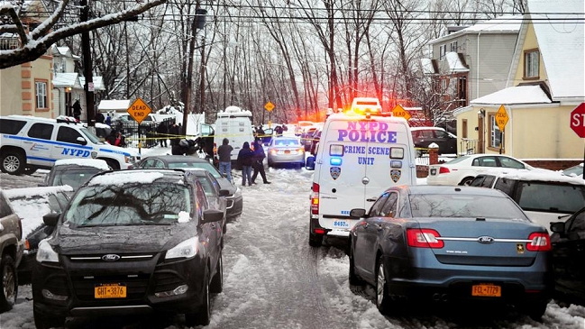 Sujeto mató a balazos a su esposa, hija y suegra en Nueva York