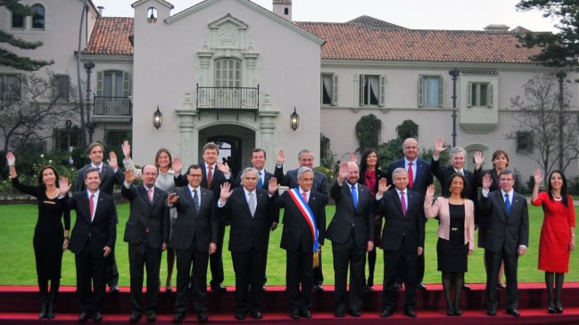 Ex ministros de Piñera piden 