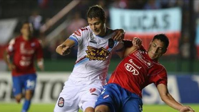 José Leonardo Cáceres tras su llegada: Colo Colo es uno de los grandes de la Copa