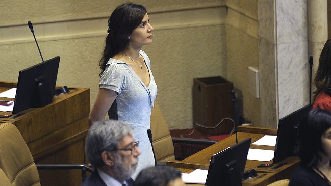 Camila Vallejo defendió 