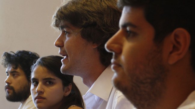 Confech: Proyecto parece un pegoteo de indicaciones