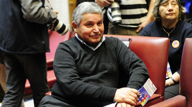 Diputado Arriagada: No estoy convencido del matrimonio igualitario