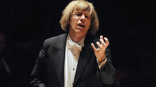 Director de orquesta murió durante un concierto