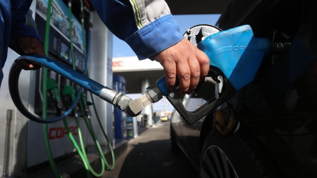 Baja en el precio de las bencinas comienza a llegar a su fin