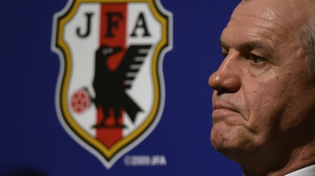 Mexicano Javier Aguirre fue destituido como DT de Japón