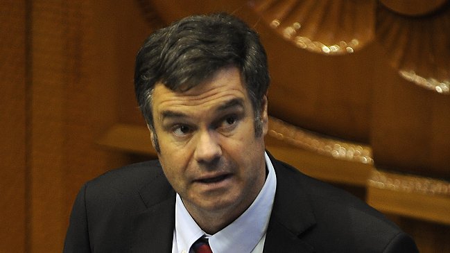 Ossandón rechaza nuevo bloque de la derecha: Antes hay que sanar las heridas