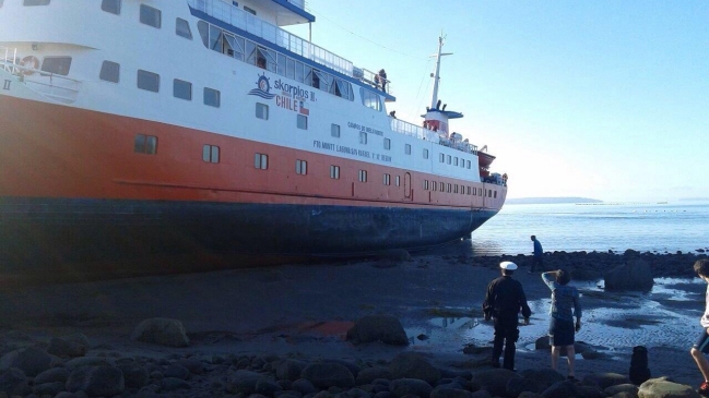 Embarcación Skorpios II varó en las cercanías de Puerto Montt