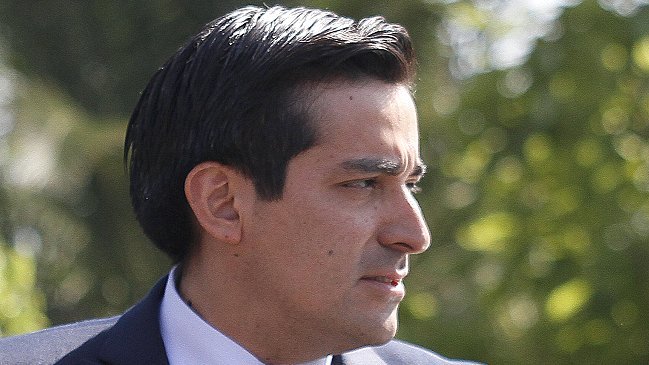 Ministro Peñailillo: La Iglesia tiene una opinión y el Gobierno tiene la suya