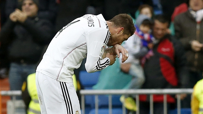 Sergio Ramos sufrió rotura muscular y estará más de un mes fuera de las canchas