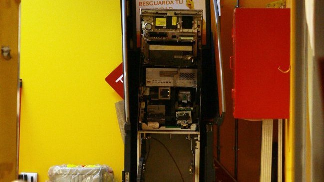 Robo frustrado a cajero automático se produjo en supermercado de Providencia