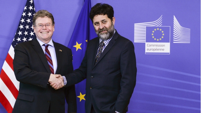 UE manifestó propuesta a EE.UU. de crear un órgano regulatorio conjunto