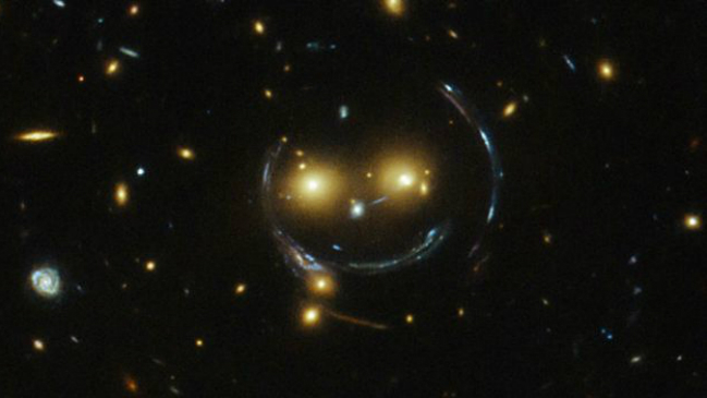 El emoticón que nos sonríe desde el Universo