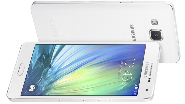 Samsung presentó smartphones enfocados a la toma de selfies