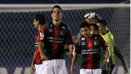 Pablo Guede analiza jugar en el Estadio de La Florida ante Boca Juniors