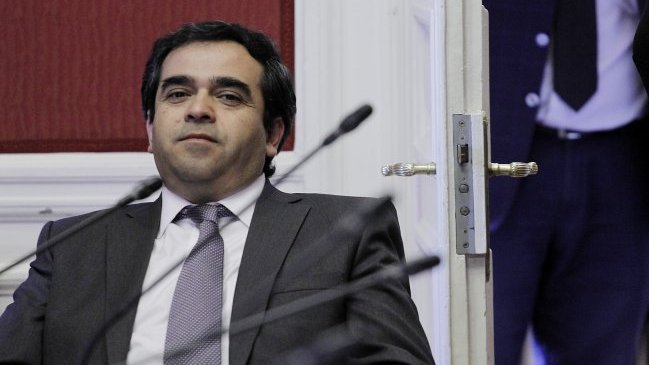 Jaime Quintana: Crédito a nuera de Bachelet 