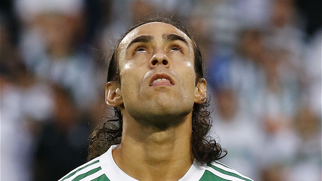 Padre confirmó acercamientos con Palmeiras para renovar contrato de Jorge Valdivia