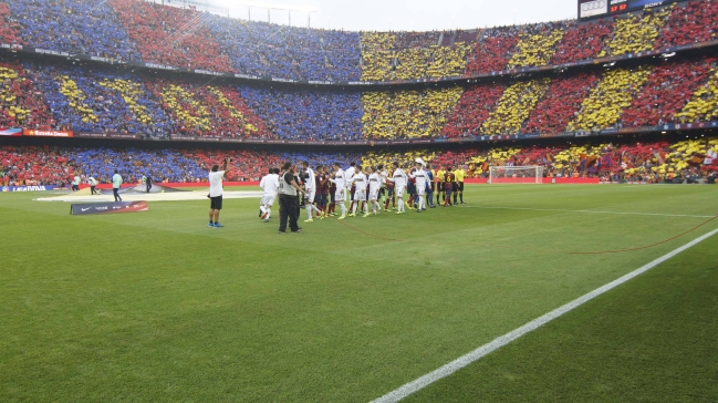 Liga estudia denunciar al Camp Nou por el cántico 