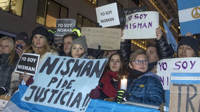 Senador kirchnerista afirmó que Nisman murió por crimen pasional homosexual