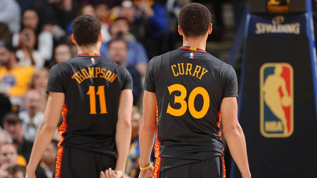 Golden State Warriors batió a San Antonio Spurs y se afianza como líder de la NBA