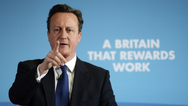 Cameron: Colegios deben luchar contra el extremismo islámico