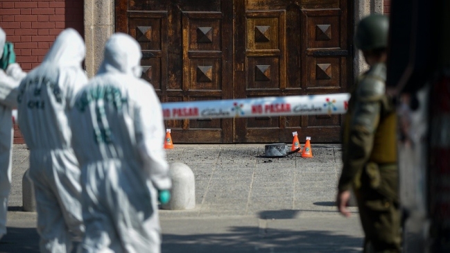 Iglesia afectada por explosión en Las Condes siguió con sus actividades normales
