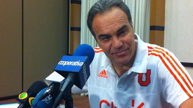 Lasarte prepara equipo para enfrentar a Inter considerando evolución de Ubilla