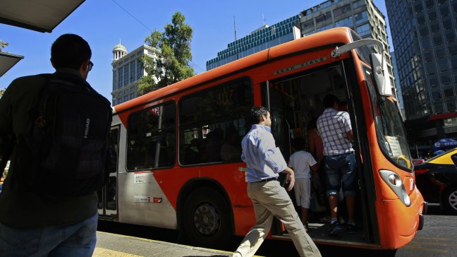 Transantiago dispondrá 30 por ciento más de buses en marzo