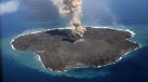 Isla nipona sigue creciendo por la lava emanada de una erupción volcánica