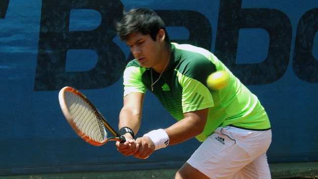Bastián Malla venció a peruano de Copa Davis y jugará la final en Viña del Mar