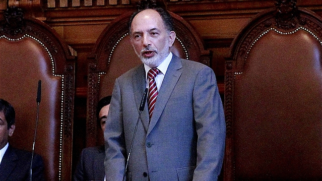 Presidente de la Corte Suprema pidió eliminar fuero parlamentario