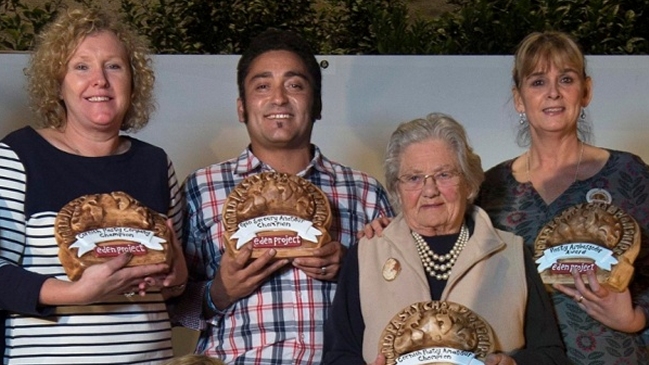Empanada le dio triunfo a chileno en concurso gastronómico en el Reino Unido