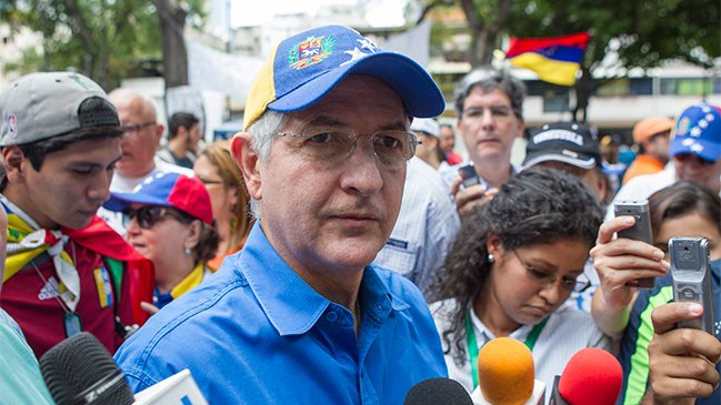 Venezuela: Ledezma y López, opositores presos, serán candidatos en parlamentarias