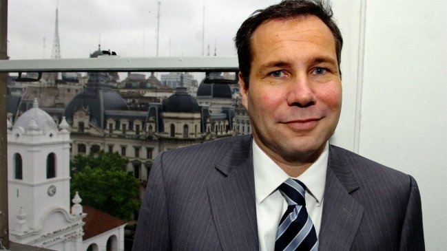 Juez difundió documentos hallados en caja fuerte de oficina de Nisman